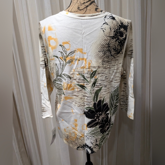 Alia 3/4 sleeve top - Picture 4 of 5